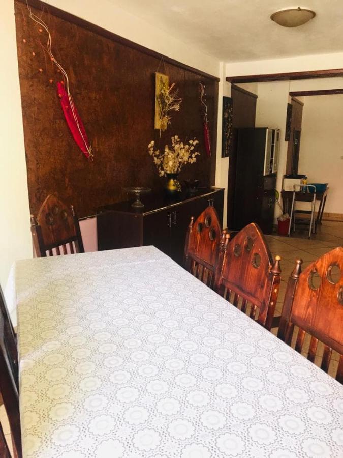 Vila Nik Буштени Экстерьер фото